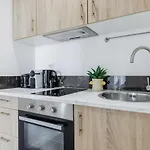 Cozy Parisian Appartment - Bastille Aligre